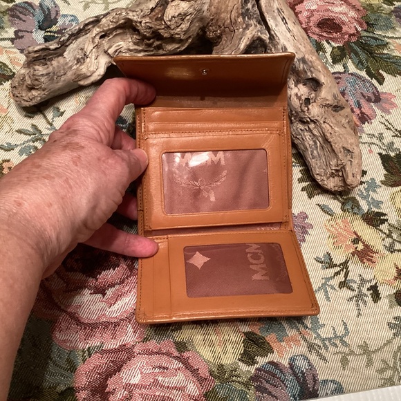 MCM Visetos Trifold Wallet in Cognac, Red & Black - Picture 8 of 11